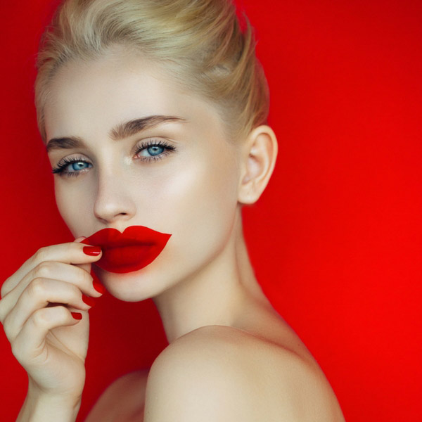 How to Choose The Absolutely Ideal Lipstick Colours For Your Skin Tone