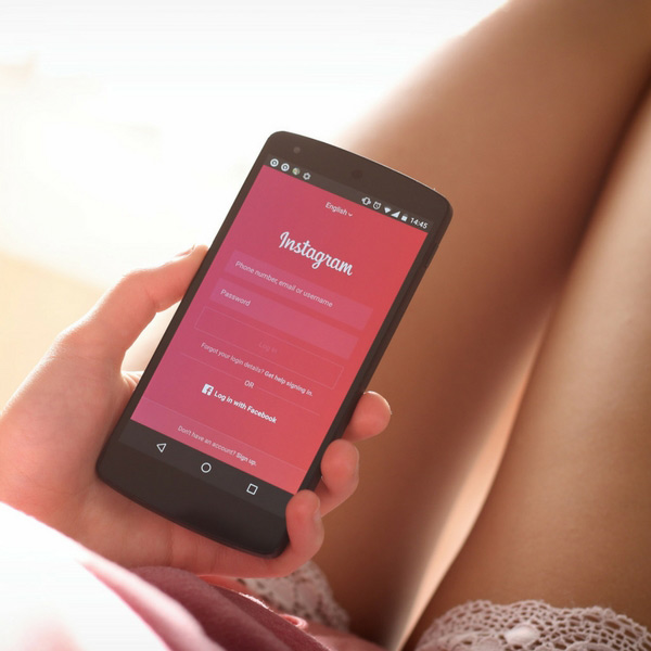 Tip # 8. Put down the phone, really: ?maxsidesize=945