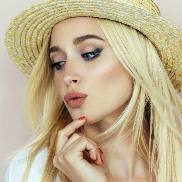 Things You Need to Know About Applying Liquid Lipstick - Perfectly